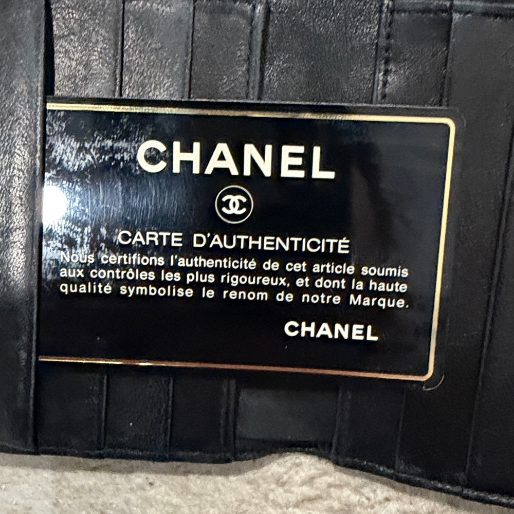 Chanel Black Quilted Lambskin Wallet - Picture 8 of 8